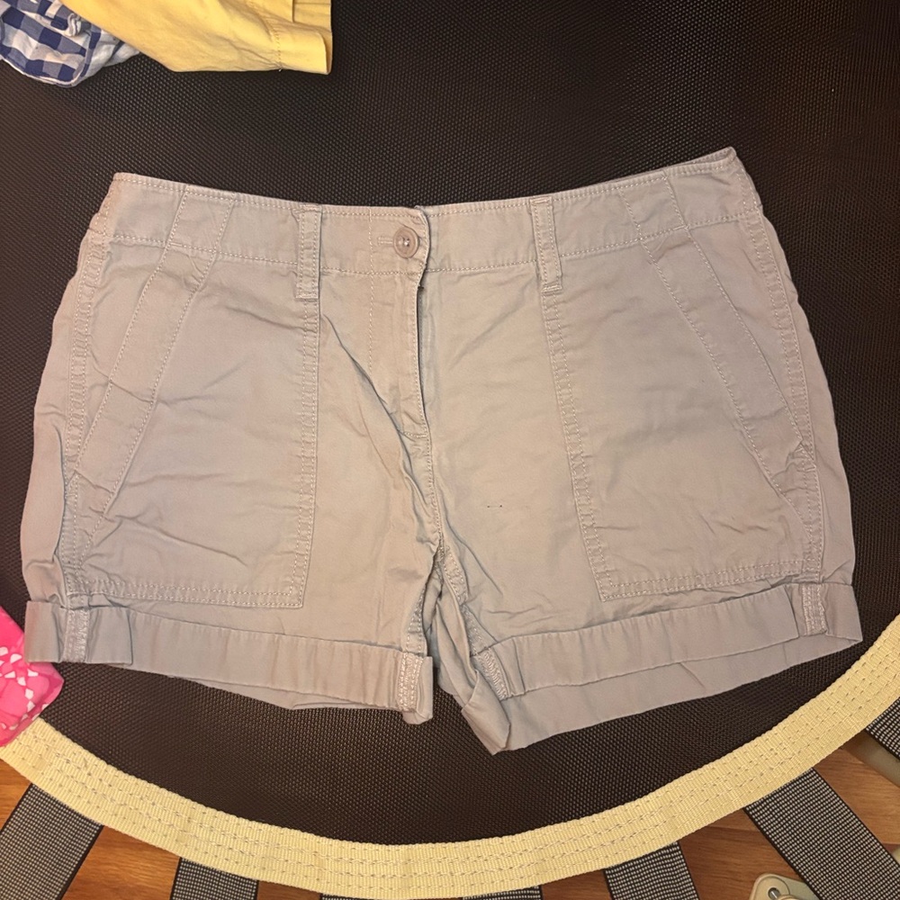 Ann Taylor LOFT Women's Gray Cargo Shorts size 0